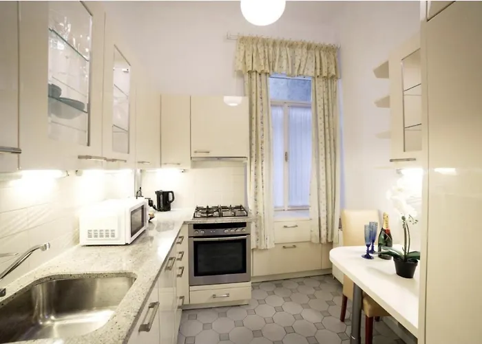 Appartement Calm 60m2 Flat Close To Center - Free Parking *