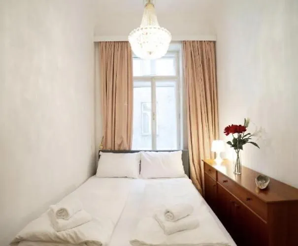 Calm 60m2 Flat Close To Center - Free Parking * Wenen