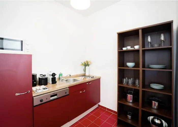 Calm 60m2 Flat Close To Center - Free Parking Appartement *